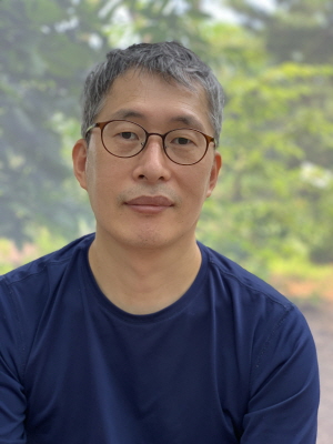감독